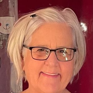 Meet your Posher, Petra